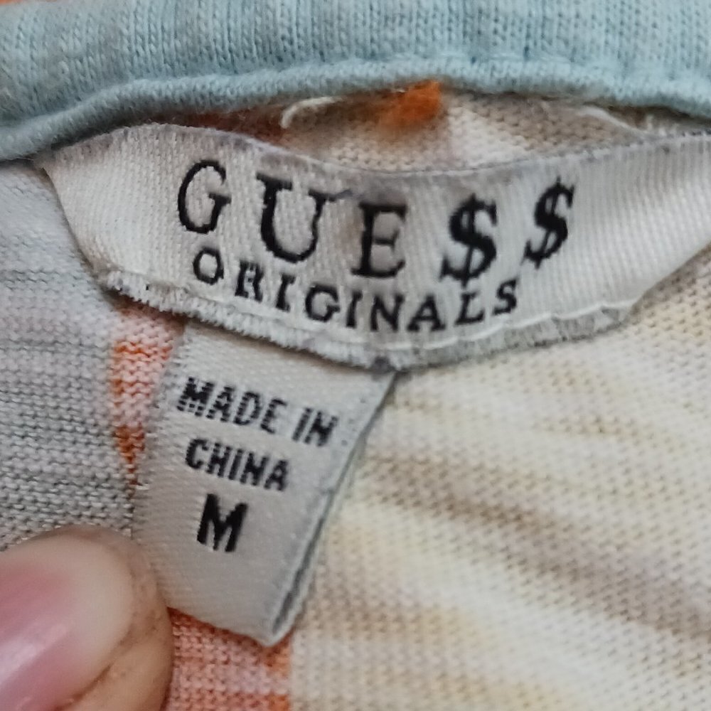 Vintage Guess Originals Embroidered Logo T Shirt - Picture 2 of 7